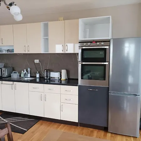 Two Bedroom 46- Trakia 54 а *